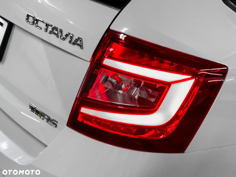 Skoda Octavia 2.0 TDI RS DSG - 7
