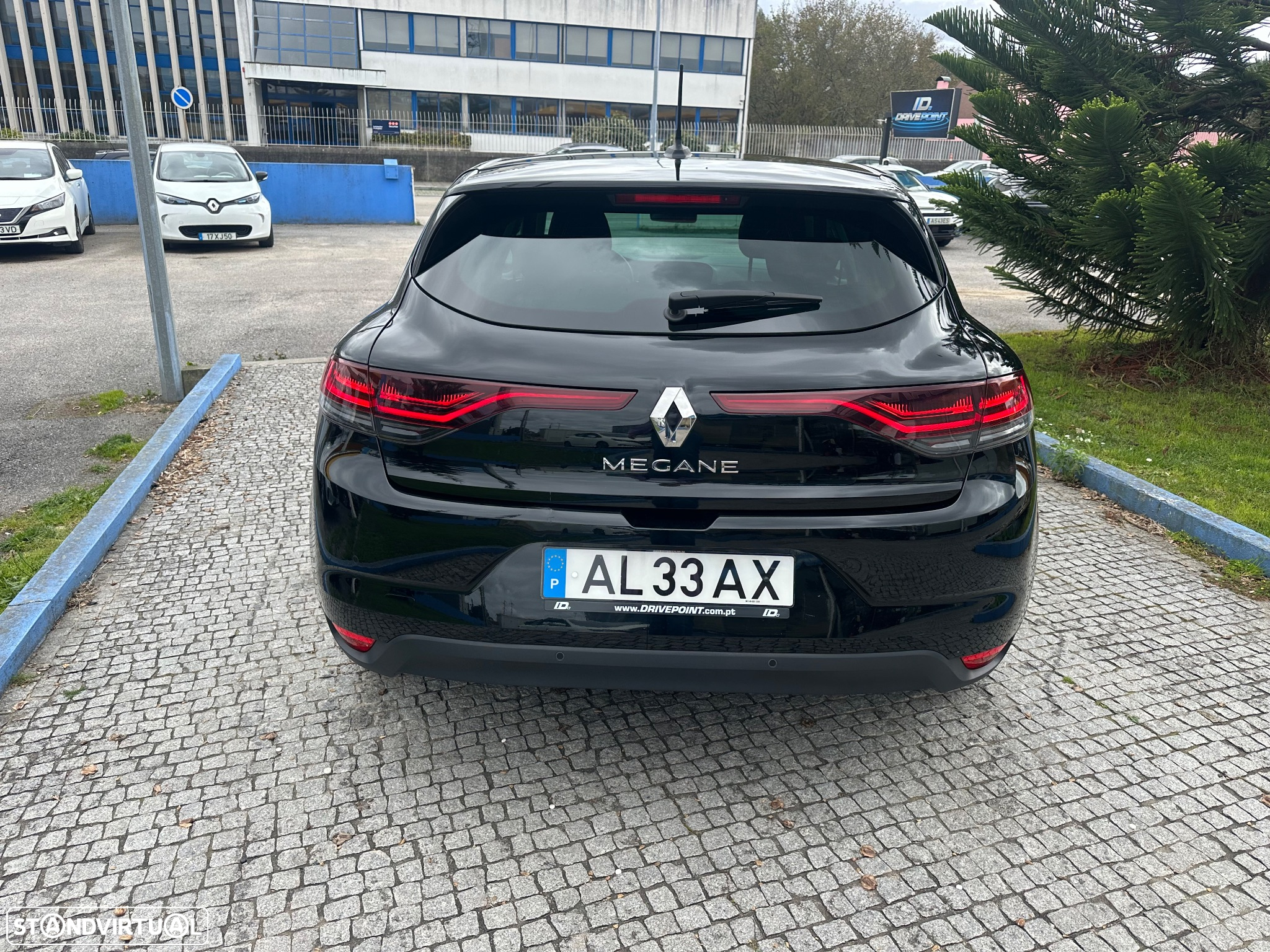 Renault Mégane 1.5 Blue dCi Limited - 6