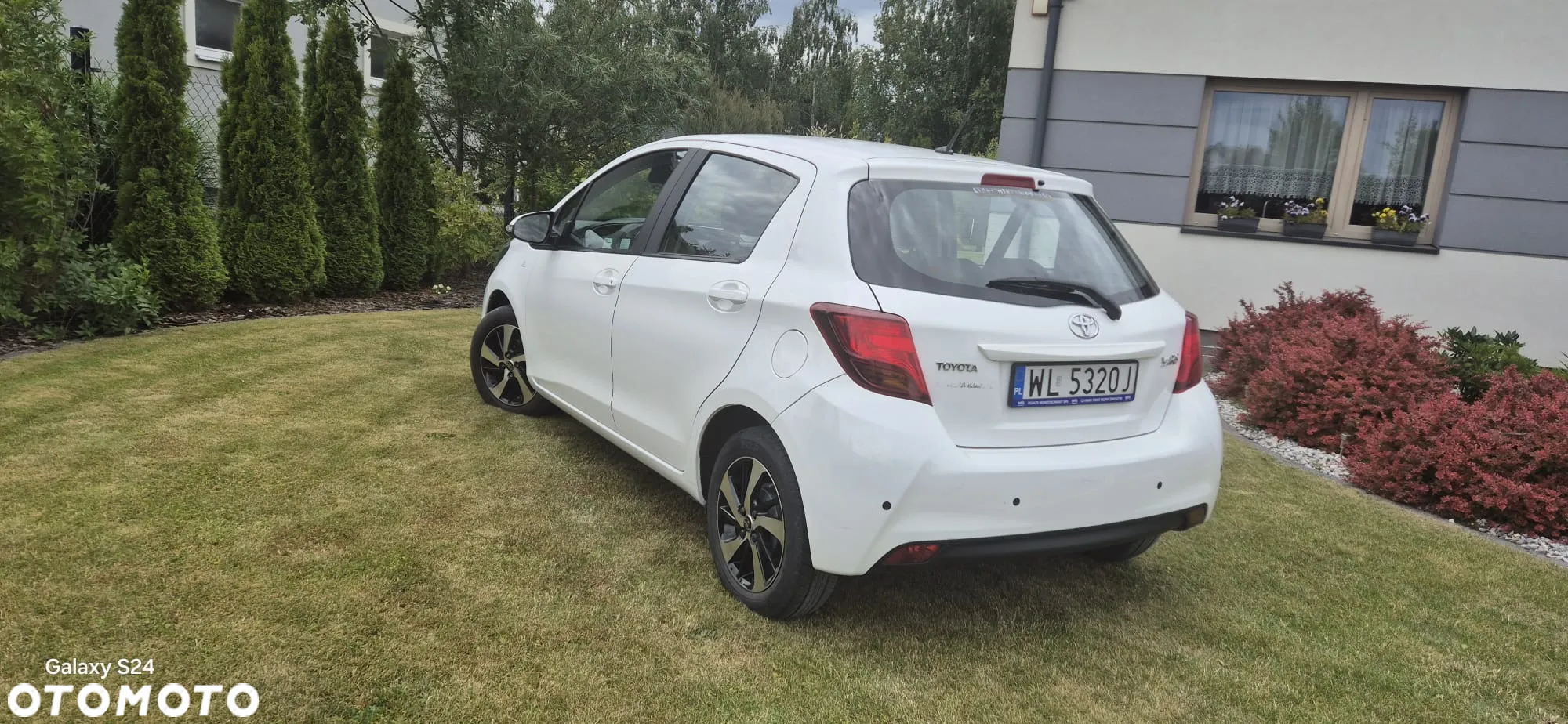 Toyota Yaris - 12