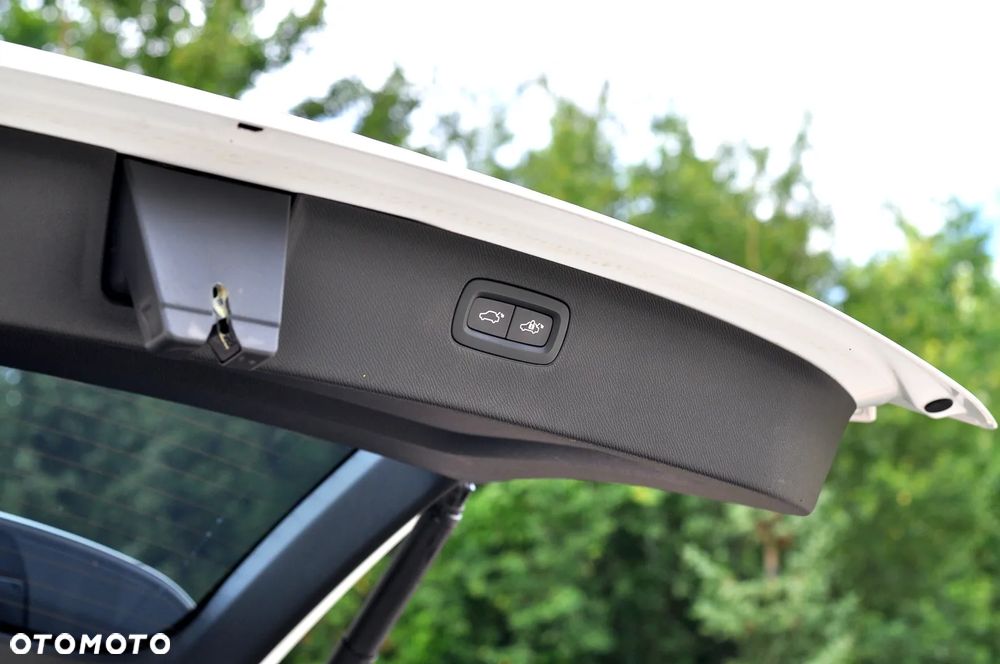 Volvo XC 90 D5 AWD Geartronic Inscription - 19