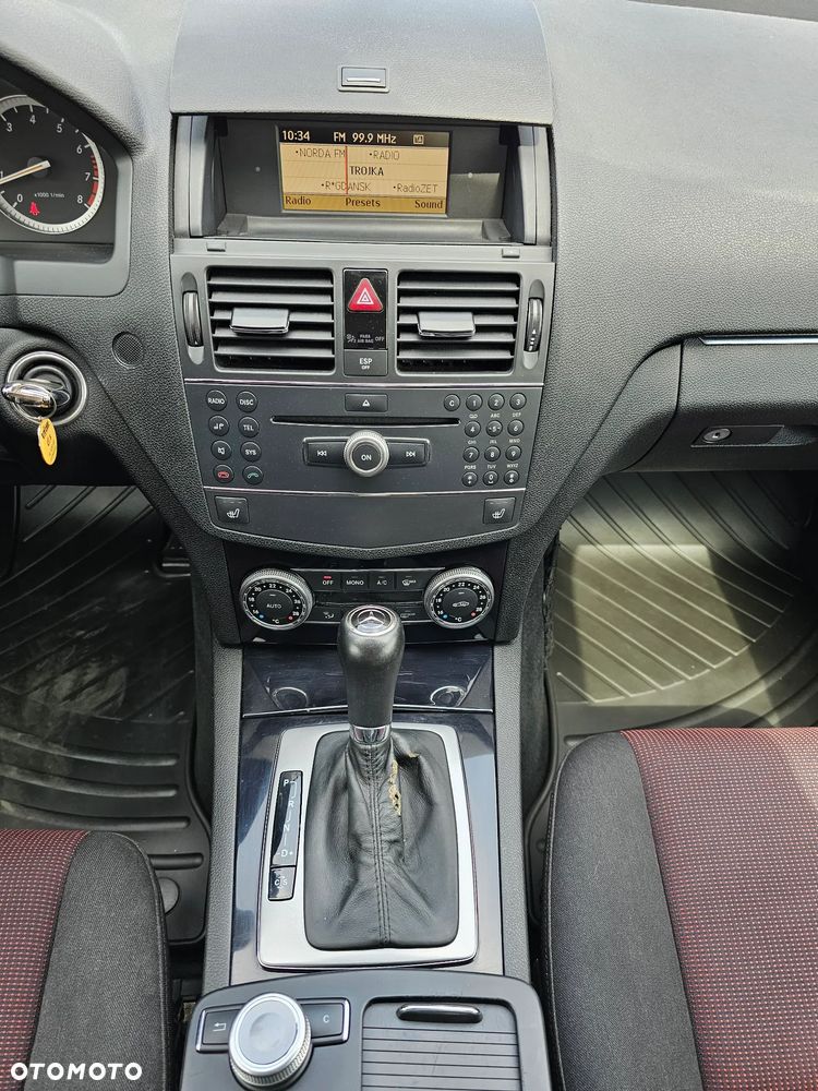 Mercedes-Benz Klasa C 180 Kompressor Automatik Avantgarde - 29