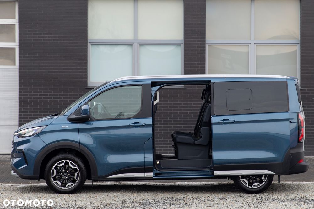 Ford Tourneo Custom - 6