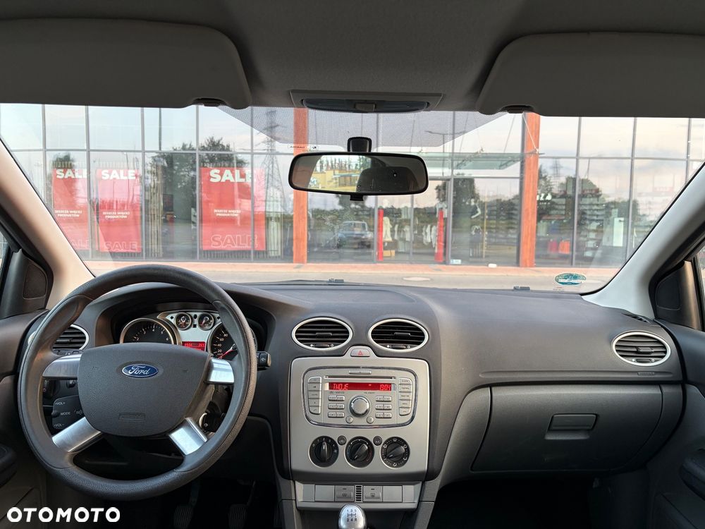 Ford Focus 1.6 Comfort - 10