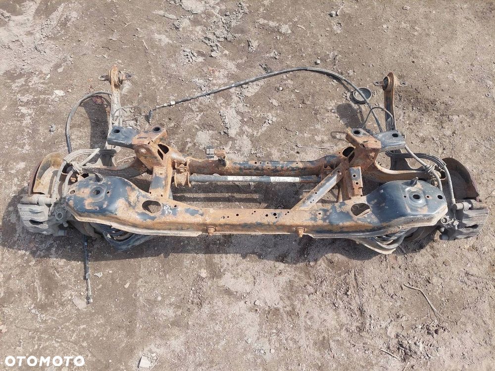 KOMPLETNE ZAWIESZENIE BELKA SANKI TYŁ FORD C-MAX I 03-10r - 1