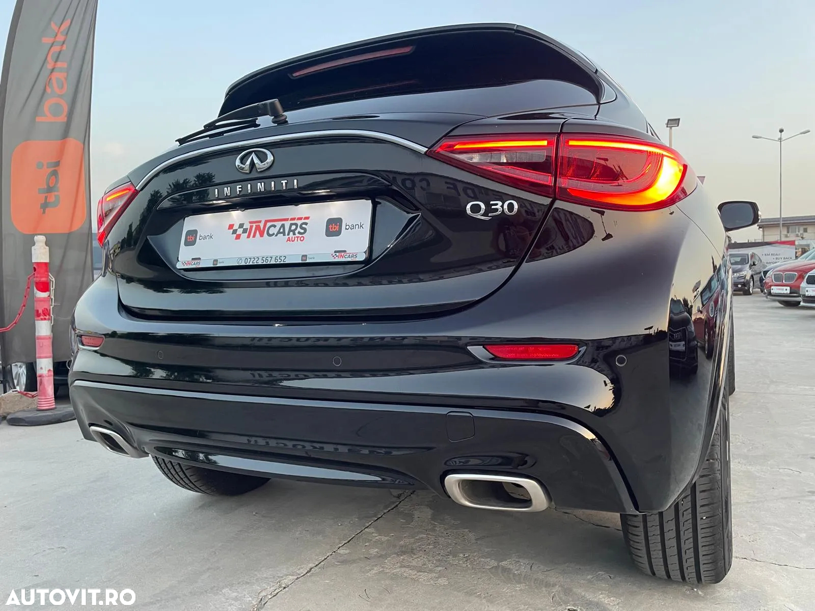 Infiniti Q30 - 39