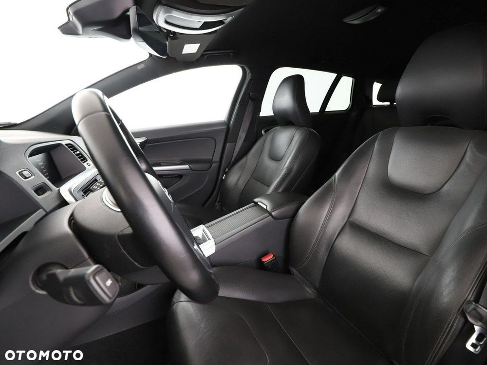 Volvo V60 Cross Country D3 Geartronic Pro - 14