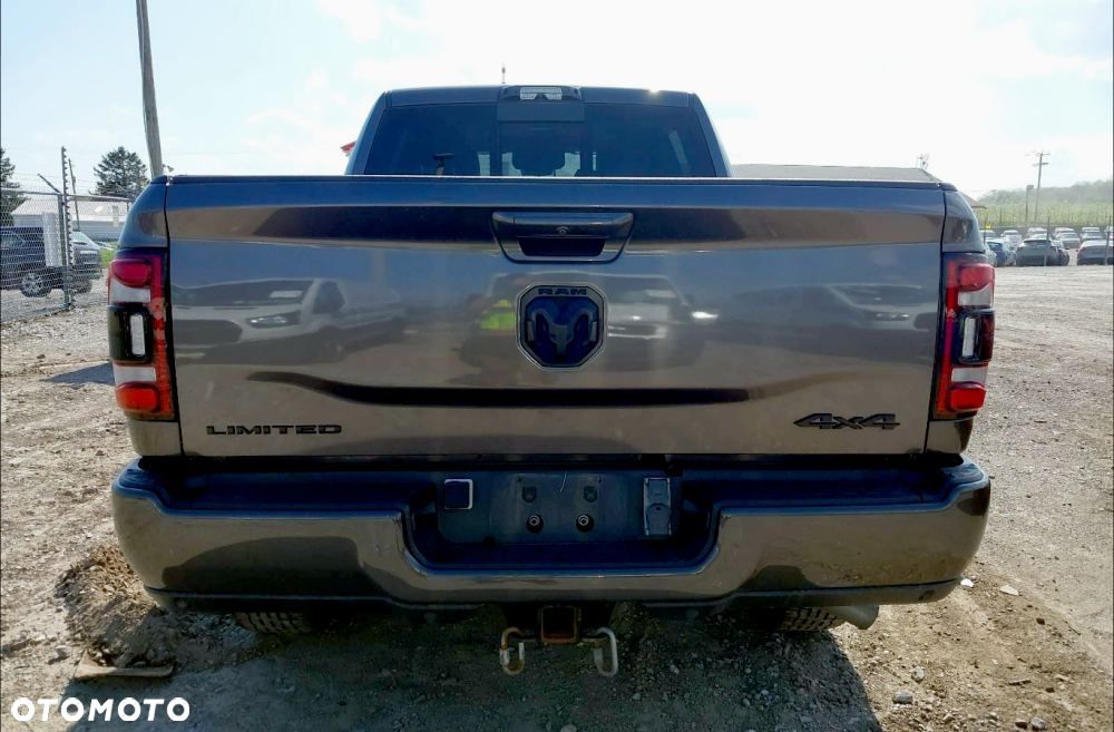 RAM 2500 - 5