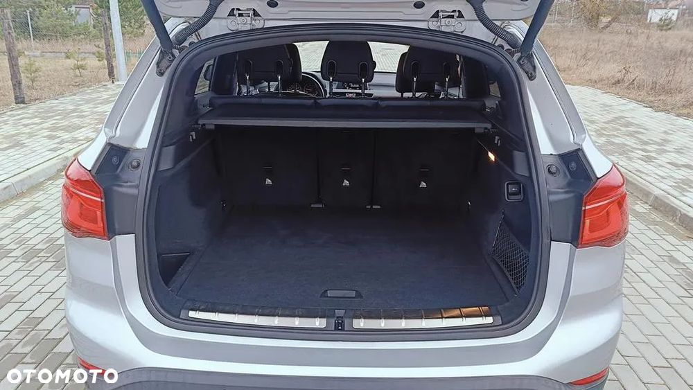 BMW X1 xDrive25i xLine - 22