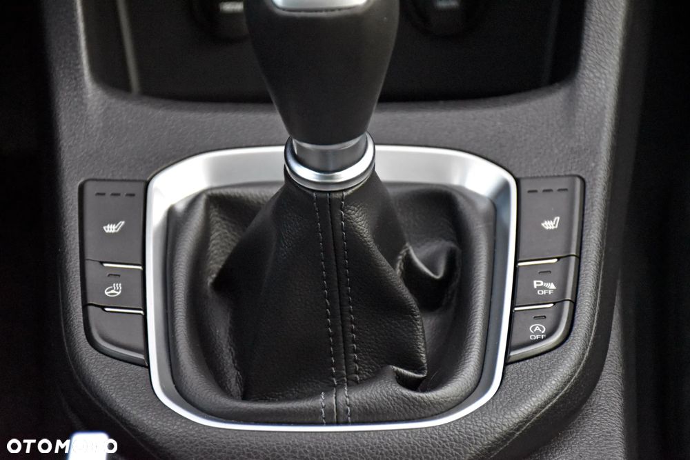Hyundai i30 1.0 T-GDI Connect & Go - 34