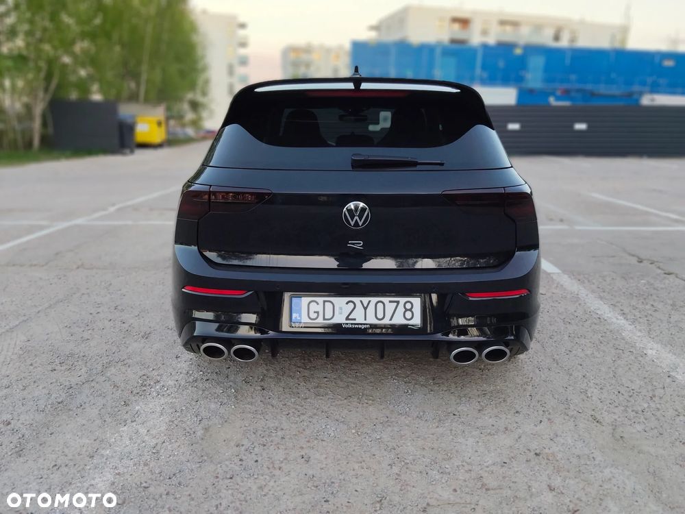 Volkswagen Golf - 14