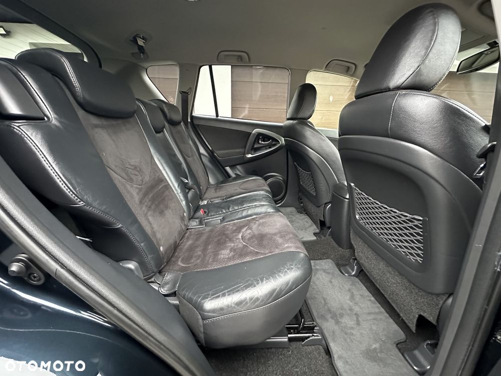 Toyota RAV4 2.0 VVT-i Premium - 25