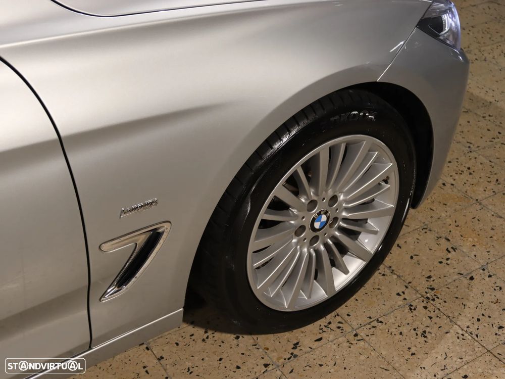 BMW 318 Gran Turismo d Auto Line Luxury - 38