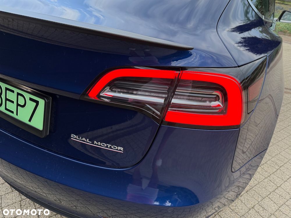 Tesla Model 3 Langstreckenbatterie Allradantrieb Dual Motor Performance - 4