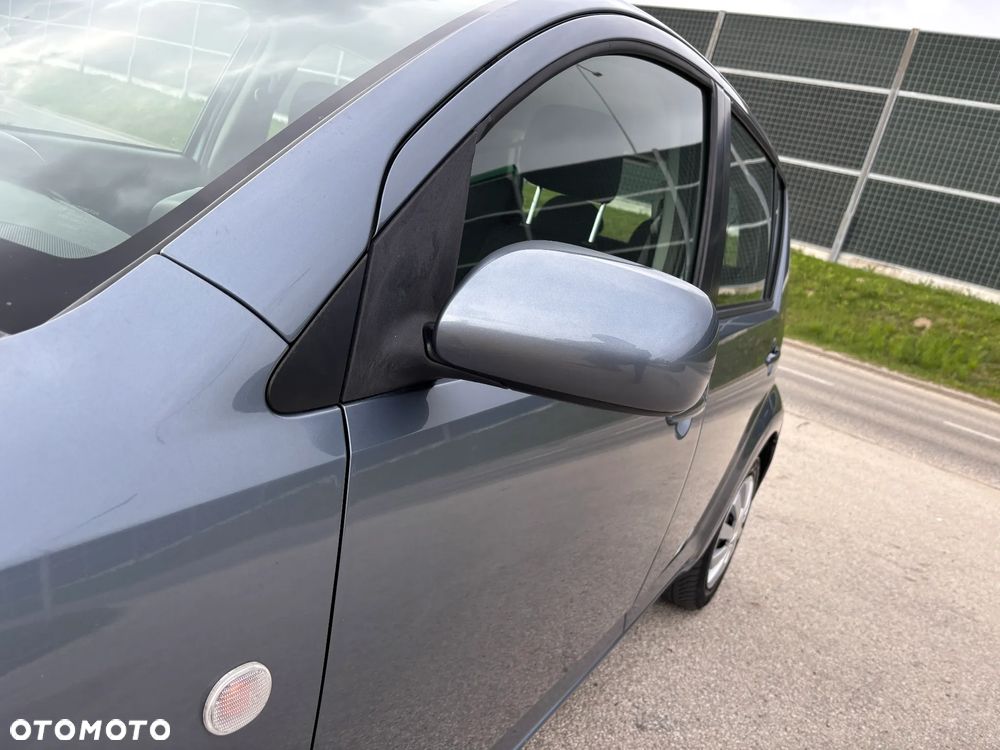 Daihatsu Sirion 1.3 - 34