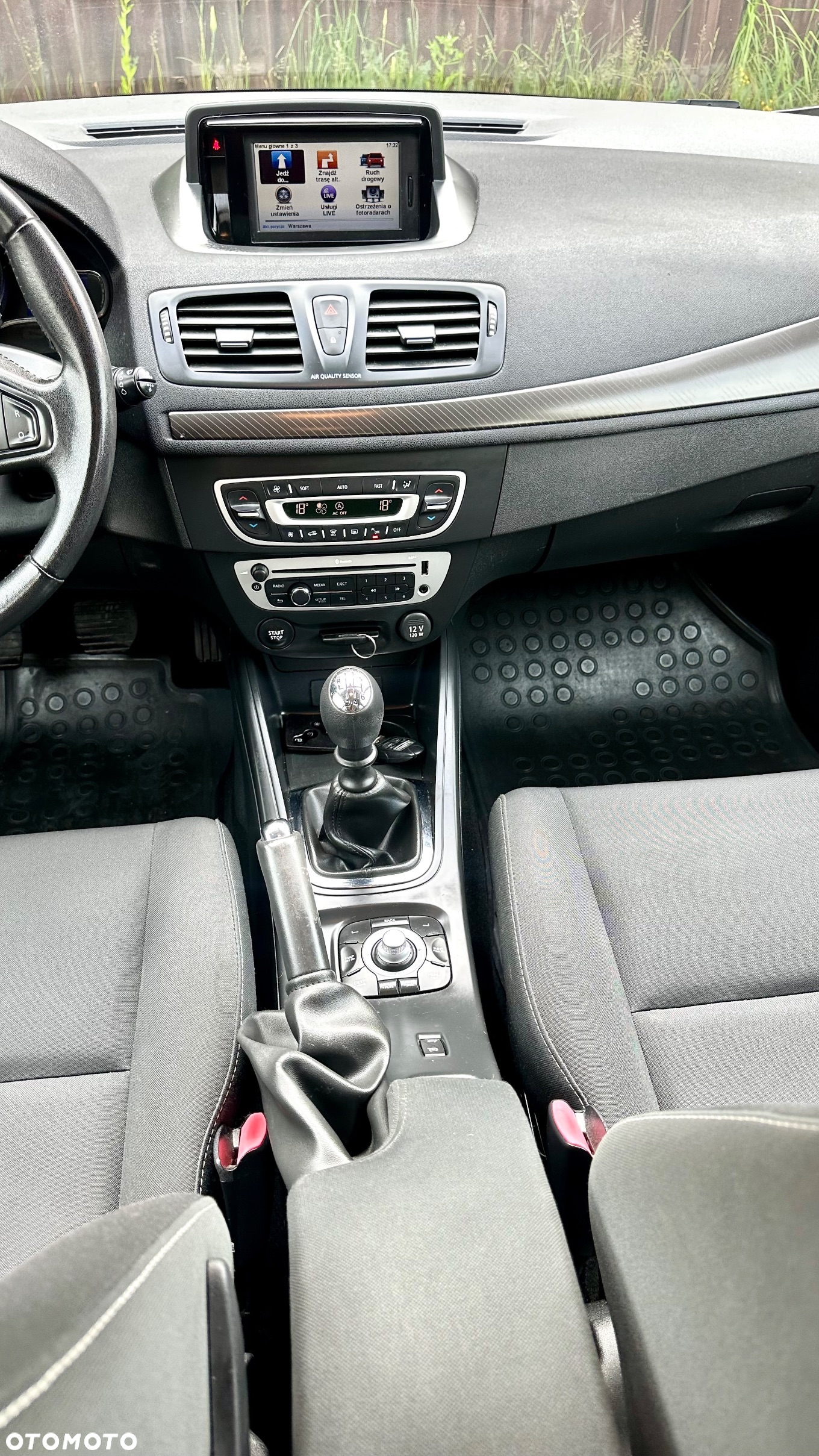 Renault Megane Grandtour ENERGY TCe 115 Start & Stop Bose Edition - 28