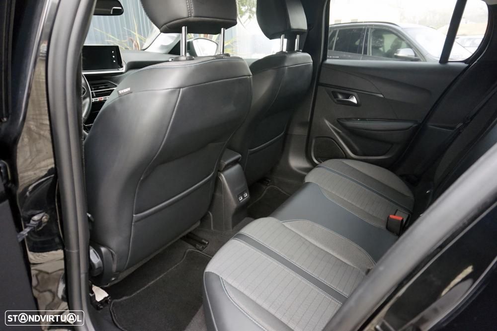 Peugeot 208 1.2 PureTech Allure - 5