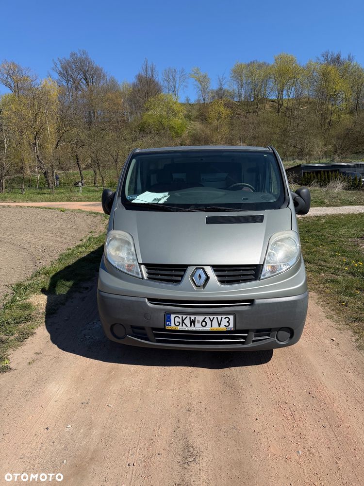 Renault Trafic - 2