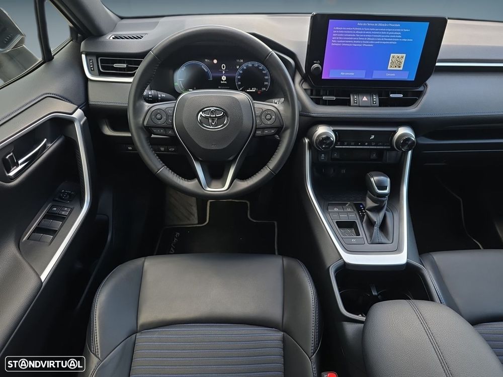 Toyota RAV4 - 8