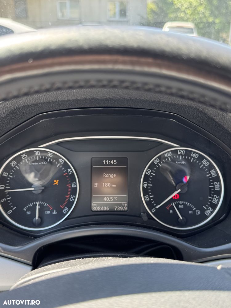 SKODA Octavia 2009 — imagine 2