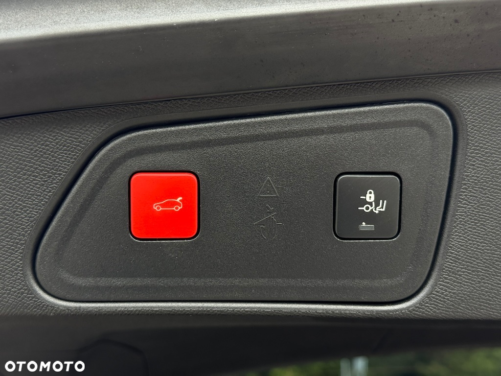 Peugeot 3008 1.5 BlueHDi Allure S&S - 19