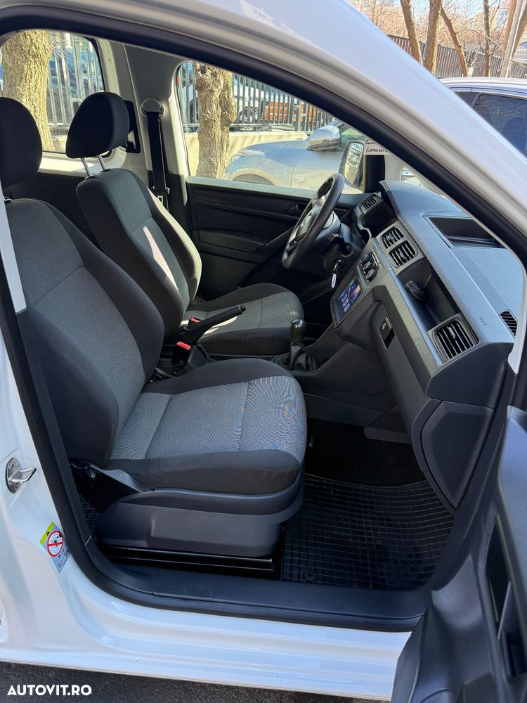 Volkswagen Caddy Maxi 2.0 TDI 75 kW Life - 31