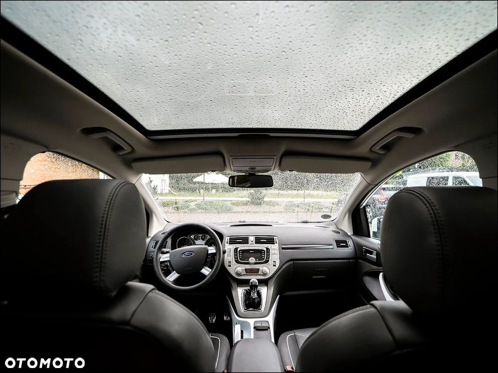 Ford Kuga - 15