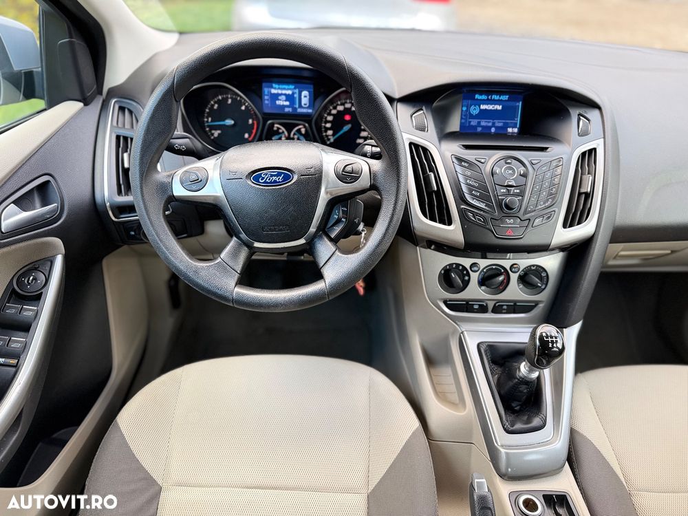 Ford Focus 1.6 TDCI DPF Titanium - 18