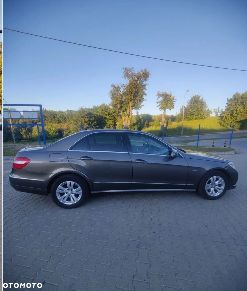 Mercedes-Benz Klasa E 250 CDI DPF BlueEFFICIENCY Automatik Elegance - 6