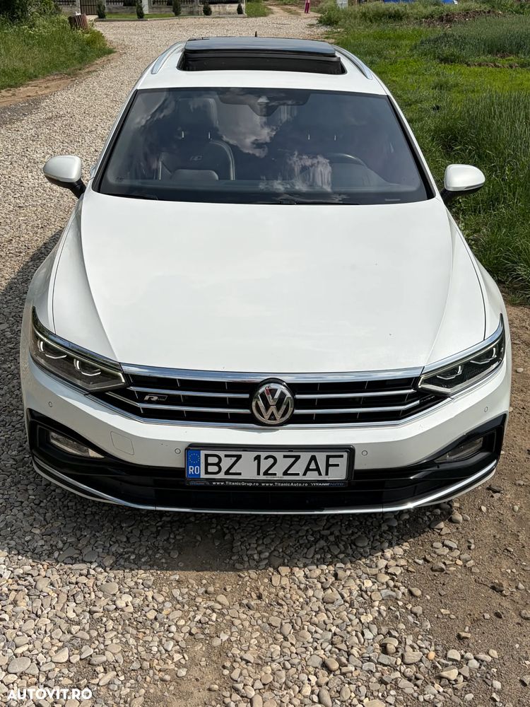 Volkswagen Passat 2.0 TDI SCR 4Motion DSG Elegance - 6