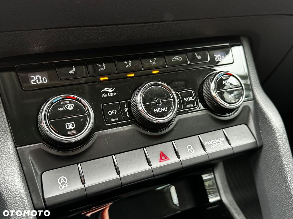 Skoda Karoq 1.5 TSI ACT 4x2 Ambition DSG - 22