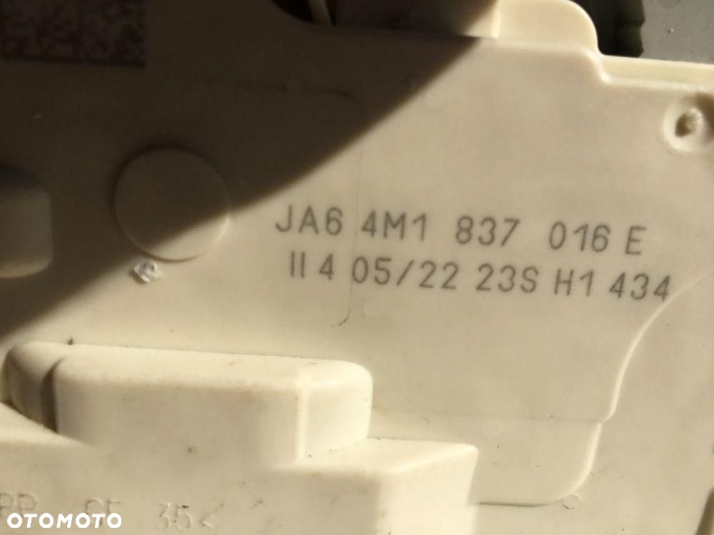 Audi Q7 4M Lift Zamek Z Dociagiem Drzwi Przód Przedni Prawy 4M1837016E - 8