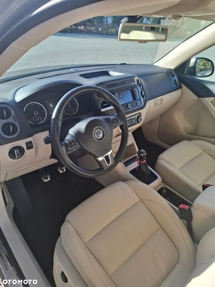 Volkswagen Tiguan - 10