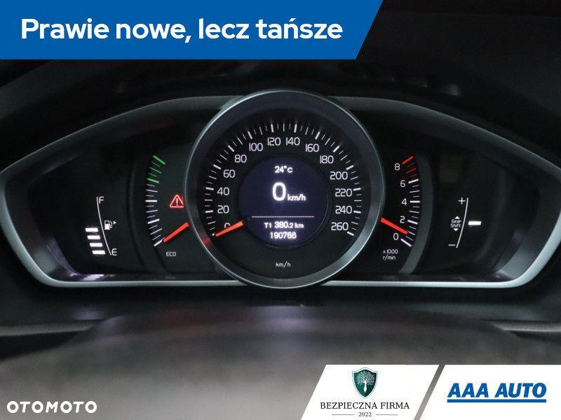 Volvo V40 - 13