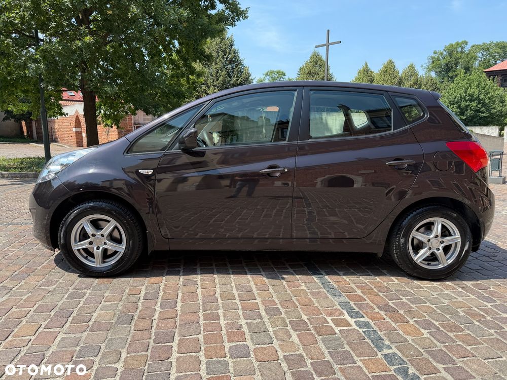 Kia Venga - 21