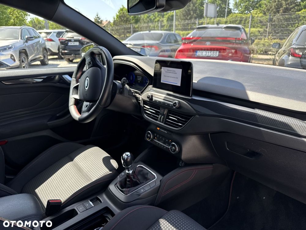 Ford Focus 1.0 EcoBoost mHEV ST-Line Style - 9