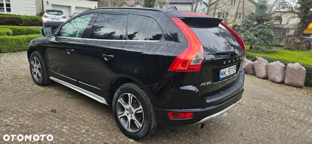 Volvo XC 60 DRIVe Momentum - 4