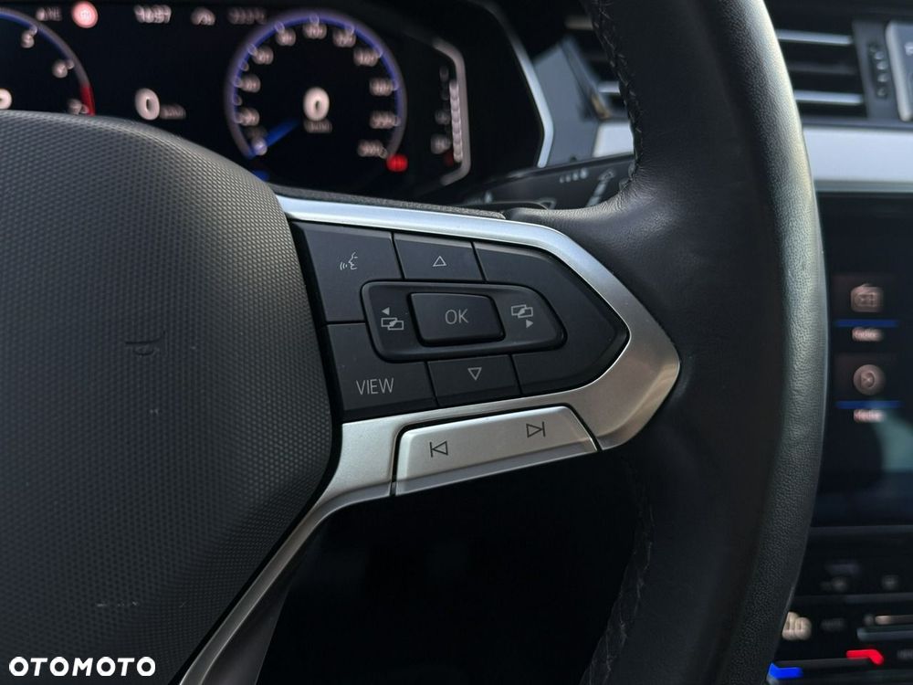 Volkswagen Passat 2.0 TSI Elegance DSG - 17