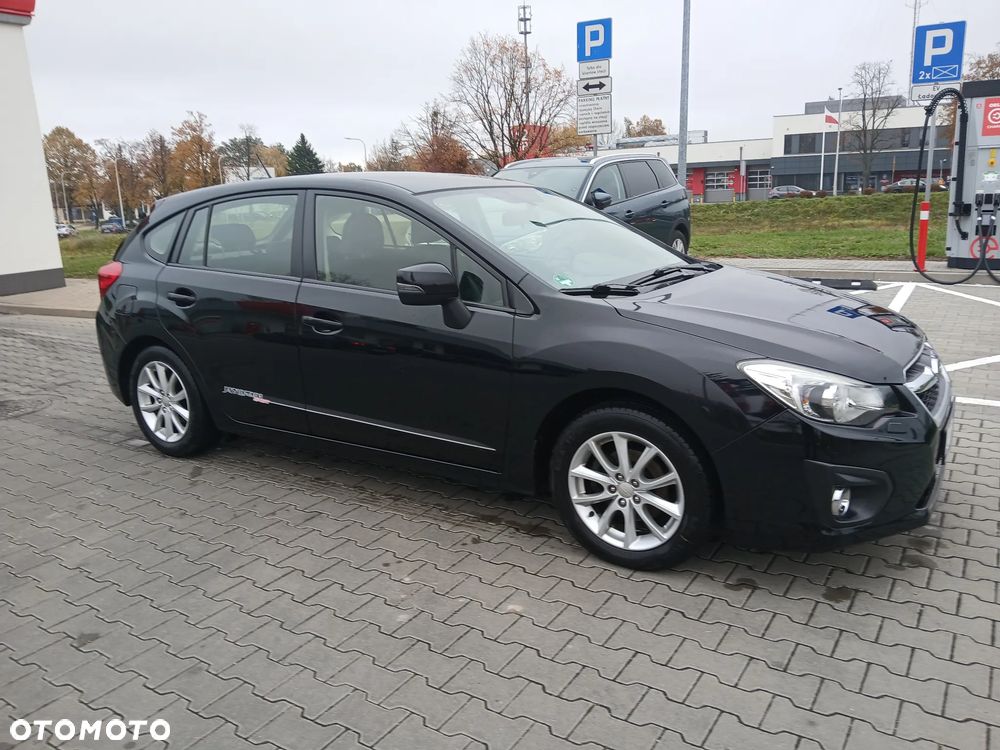 Subaru Impreza - 25