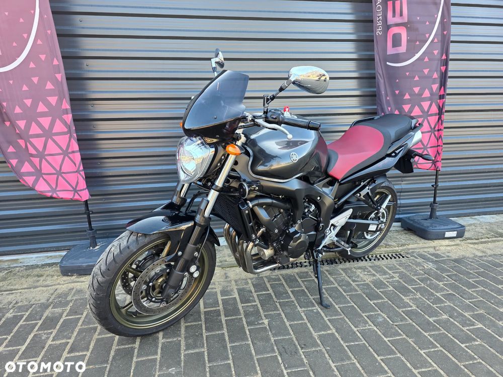 Yamaha FZ6 - 32