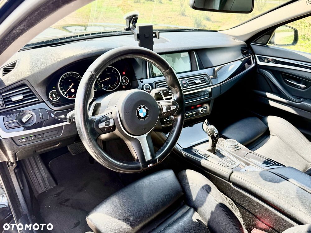 BMW Seria 5 530d xDrive - 18