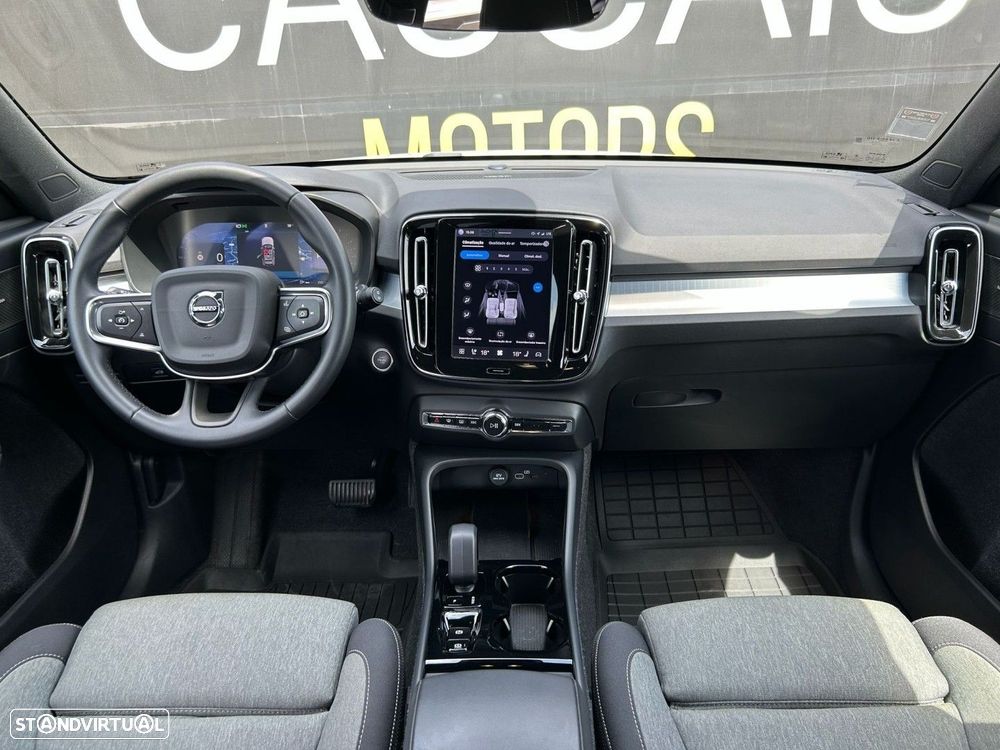 Volvo XC 40 2.0 B3 Plus Dark - 13