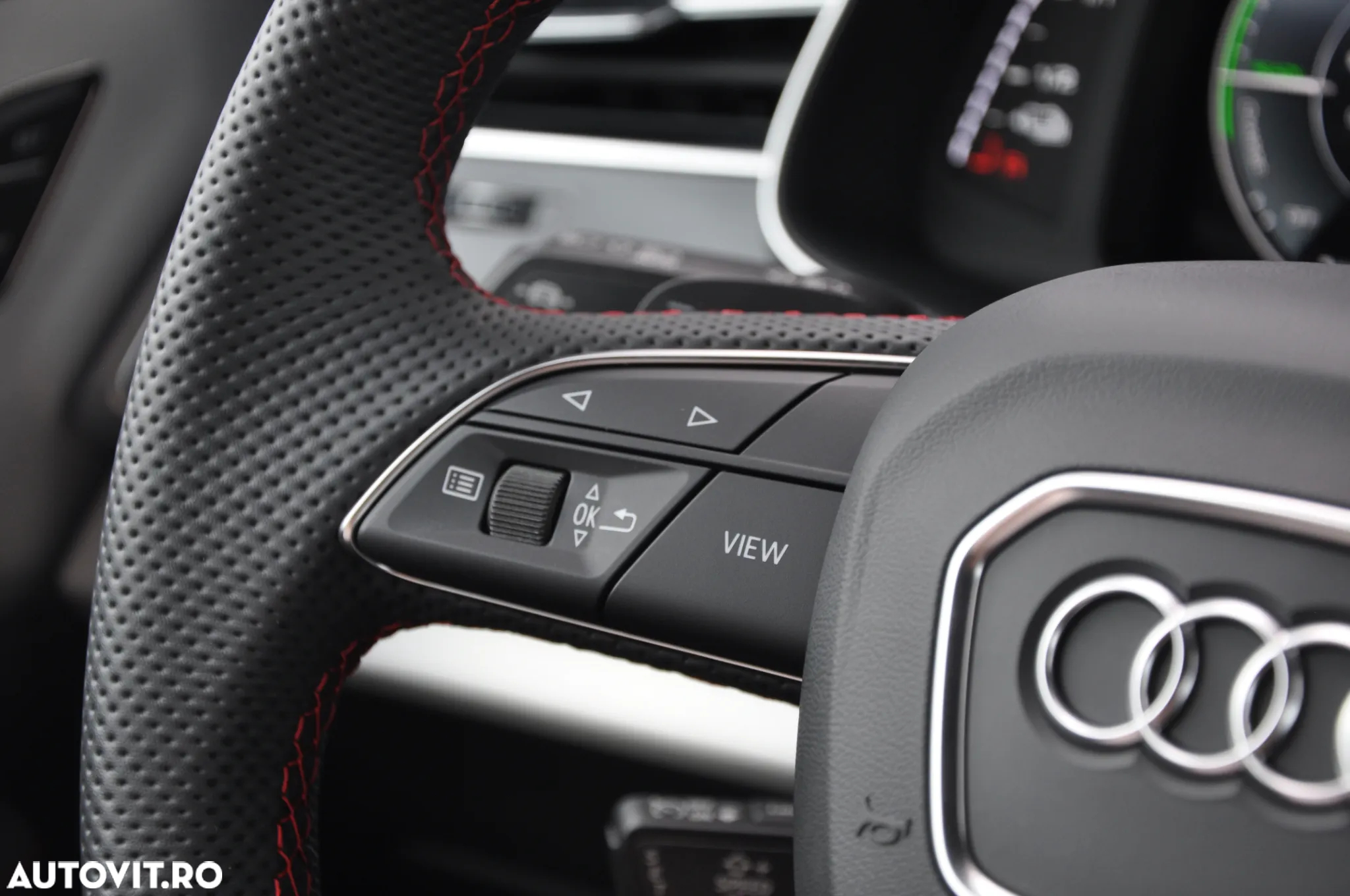 Audi Q8 55 TFSI e quattro Tiptronic PHEV - 18