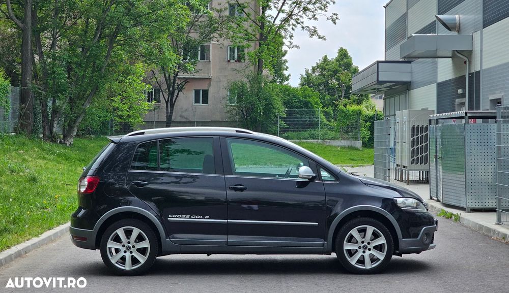 Volkswagen Golf - 2