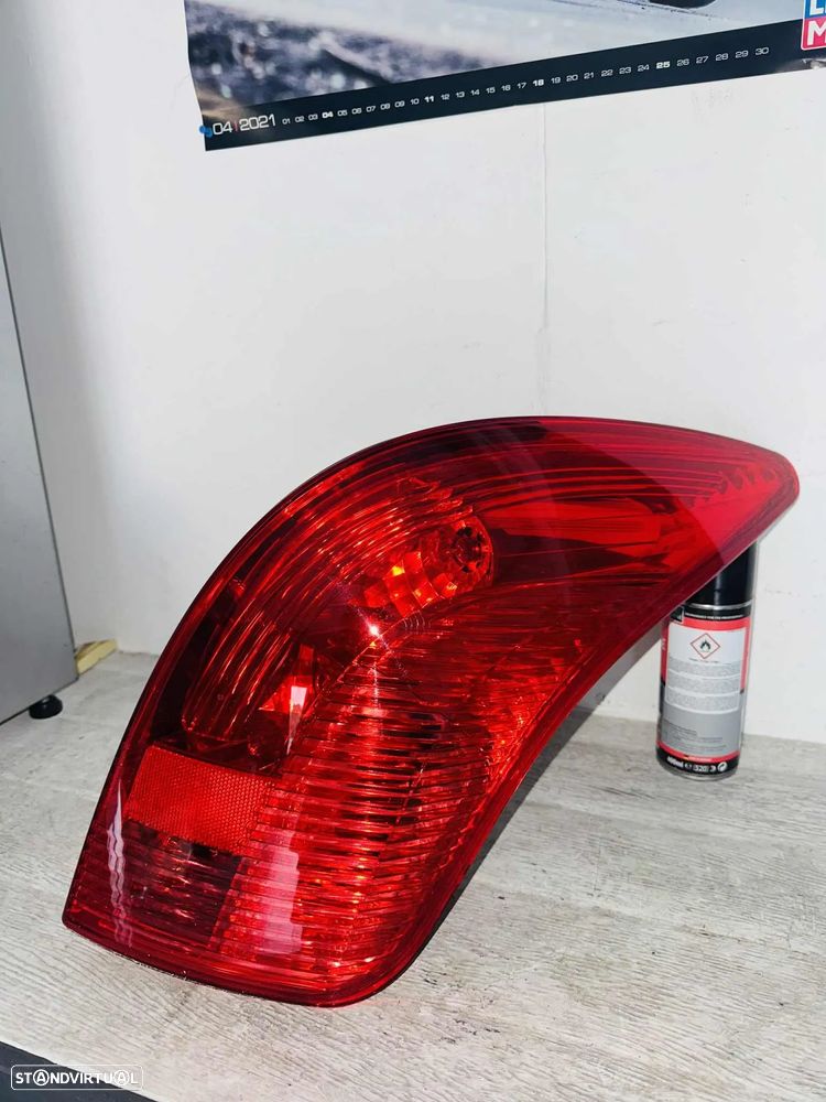 Farolim Trás Direito Peugeot 308 Sw - 07/11