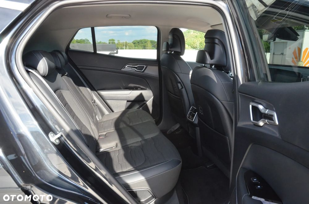 Kia Sportage 1.6 T-GDI PHEV Anniversary 4WD - 30
