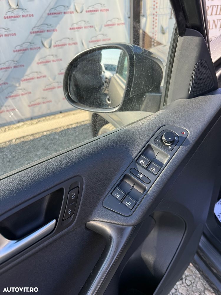 Volkswagen Tiguan - 20