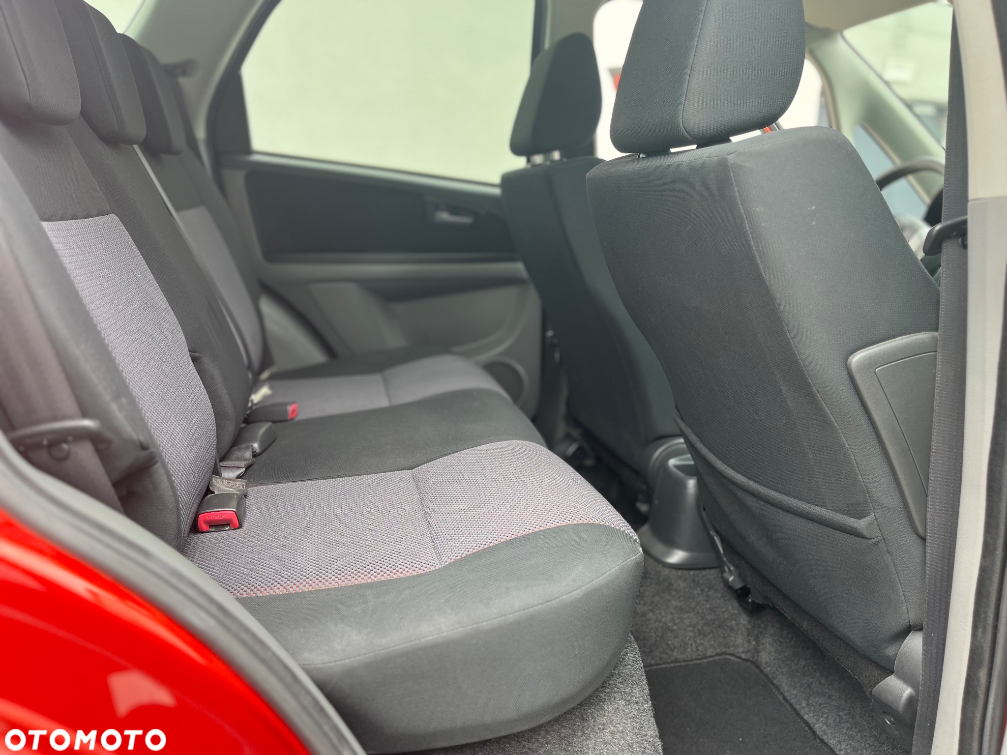 Suzuki SX4 1.9 DDiS 4WD GS / Premium - 10
