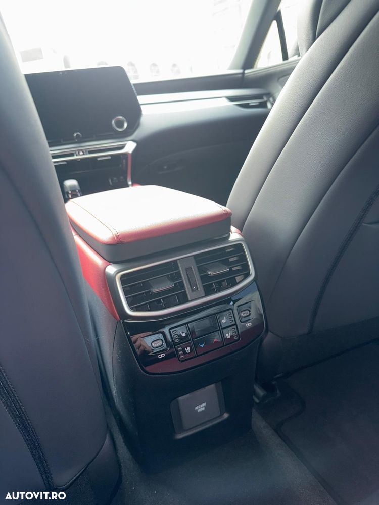 Lexus Seria RX - 10