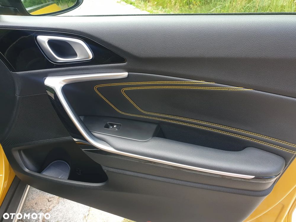 Kia XCeed 1.5 T-GDI L Business Line DCT - 21