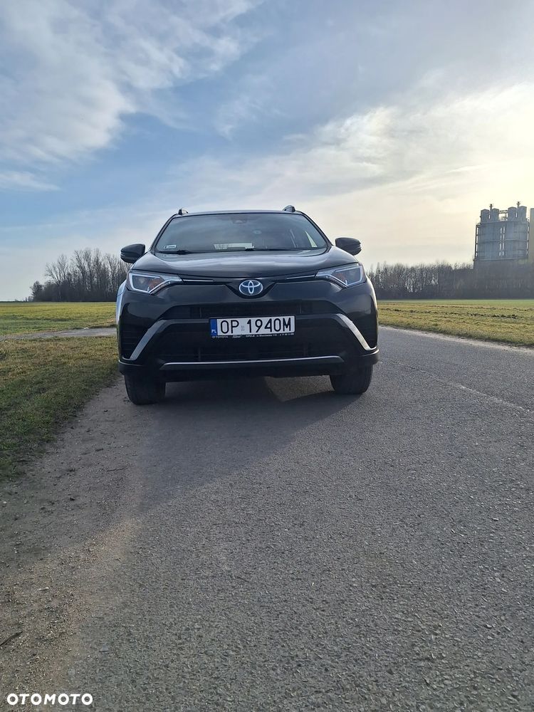 Toyota RAV4 - 6